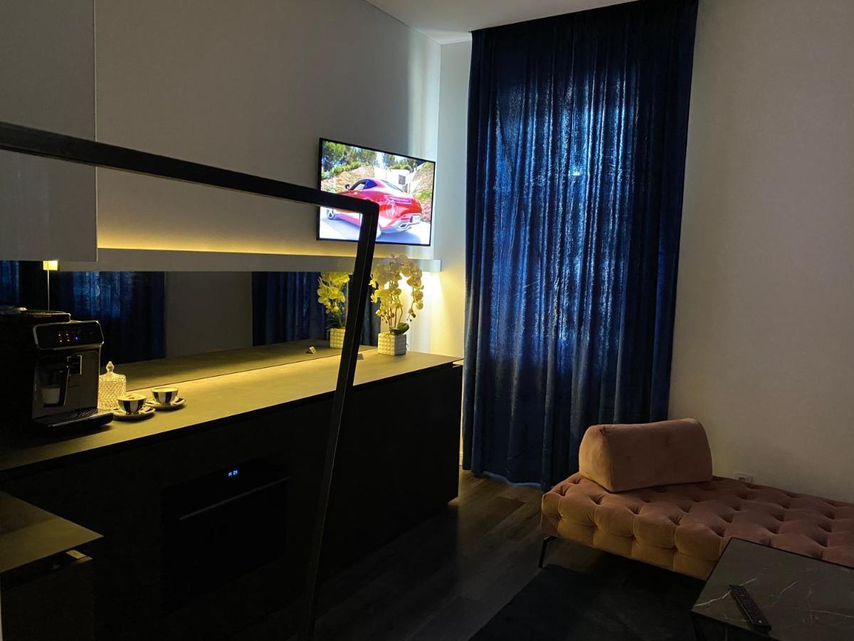Modern And Luxury Apartment In The Center Of Kaunas Exterior photo